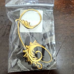 Wrap around ear cuff